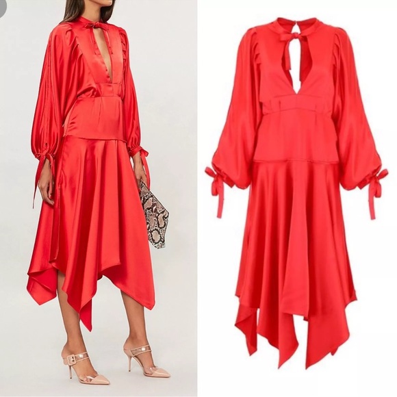 Self Portrait red satin midi dress 6. nwt orig $798.
New without tags - Picture 3 of 7